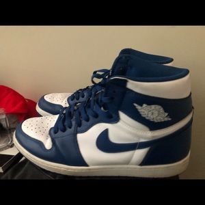 Air Jordan Retro 1